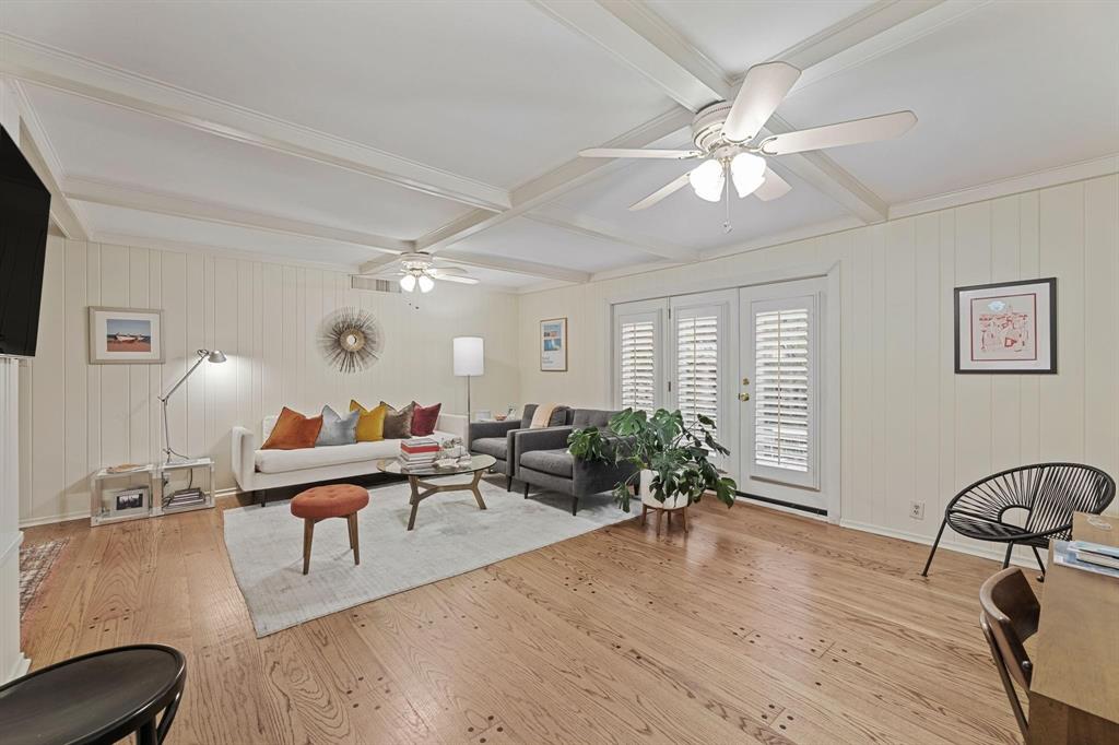 Prestwick Manor - Residential