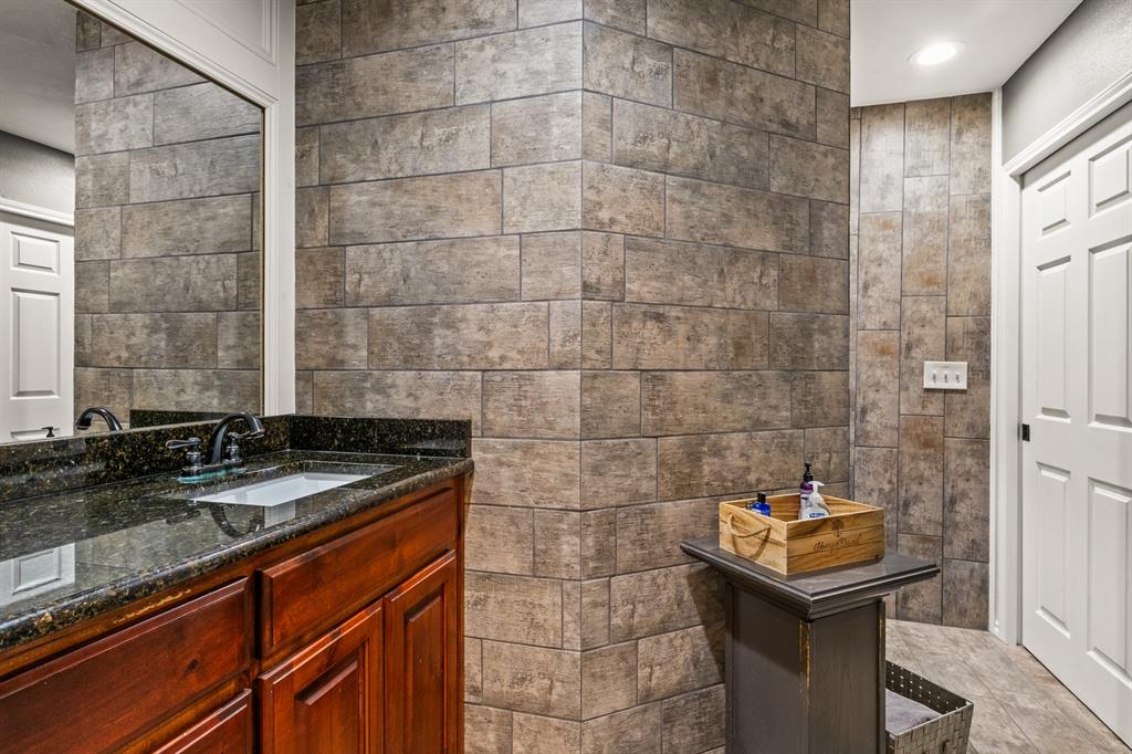 Nancy Glass Surv Abs #43 - Residential