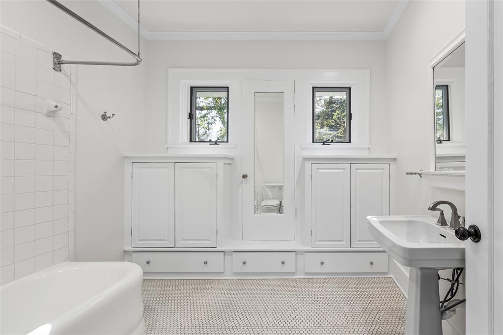 Crestmont Add - Residential