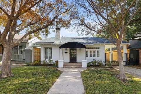 Photo of 1325 Clover Lane, Fort Worth, TX 76107 (MLS # 21128588)