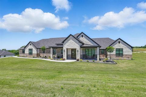 105 Club House Drive Weatherford TX 76087