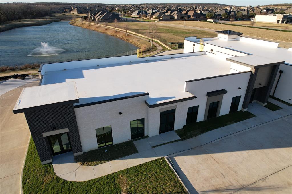 Willow Crk Xing - Commercial Lease