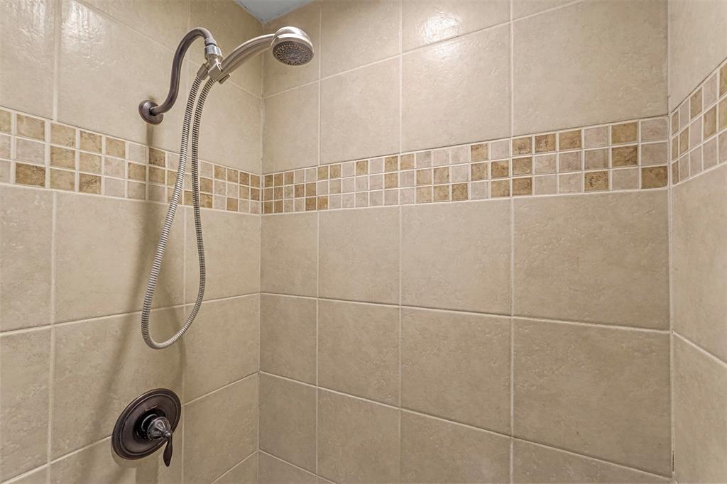 Kenwood Heights 03 - Residential