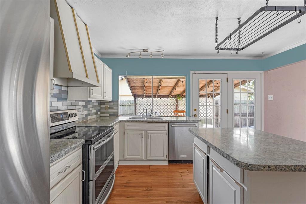 Kenwood Heights 03 - Residential