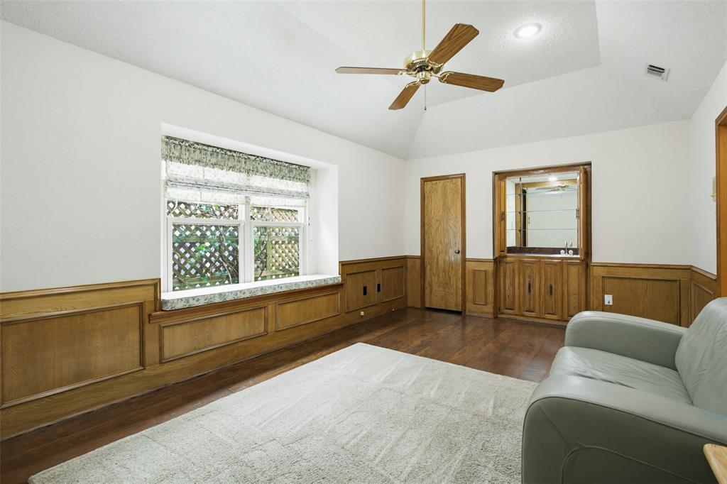 2905 Valleyview Drive