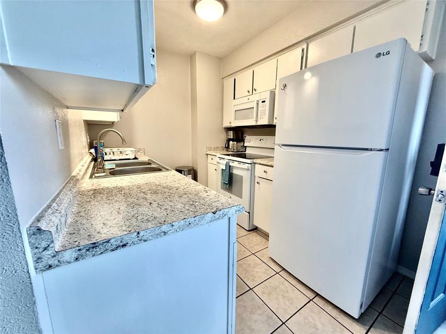 Nestled in a quiet and serene part of Denison, this inviting 2-bedroom, 1.5-bath townhouse offers a relaxed lifestyle with just the right amount of charm. Move-in ready and thoughtfully laid out, it’s perfect for those who value peaceful living while still being close to a growing community.