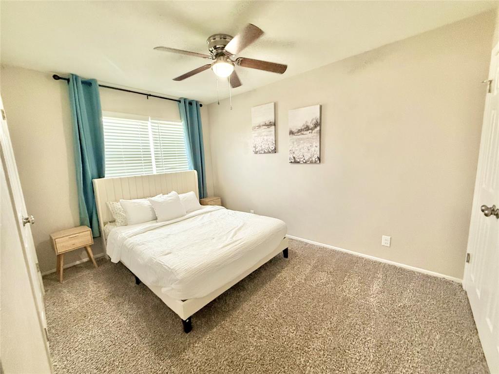 1905 W Morton Street 19