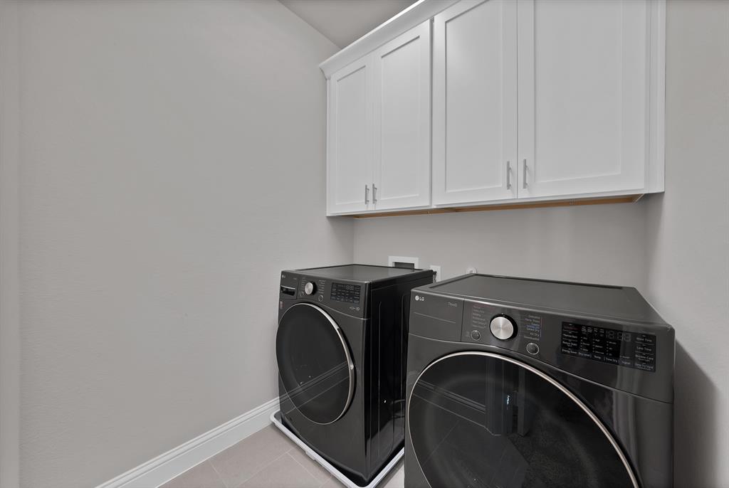 Water's Edge II Condos Bldg 11 - Residential