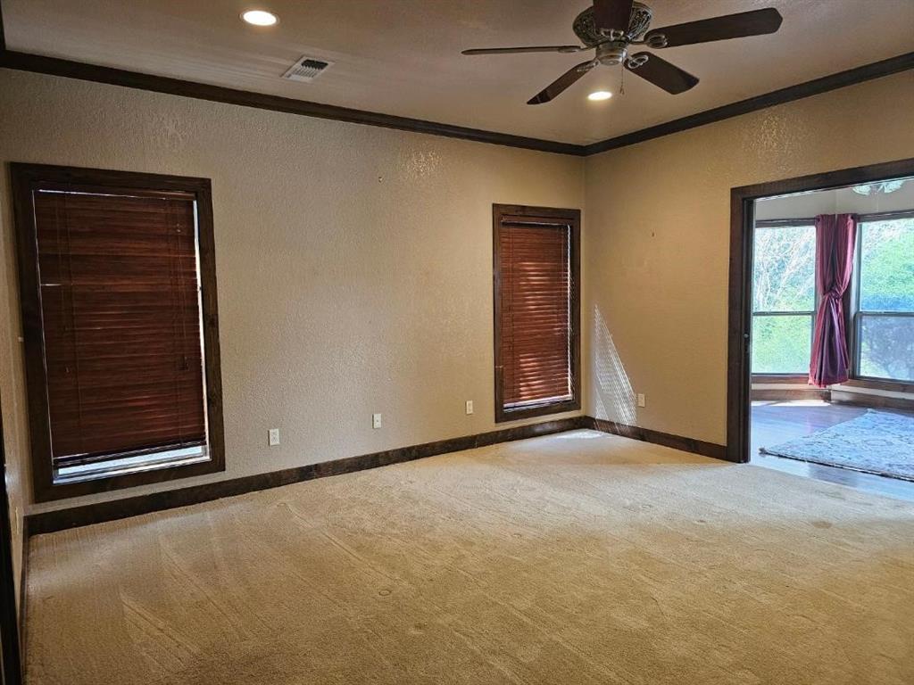 Photo 9 of 27 of 4061 Annetta Centerpoint Road house