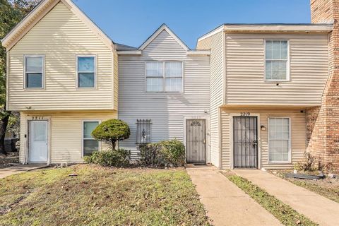 2215 Aspen Drive Dallas TX 75227