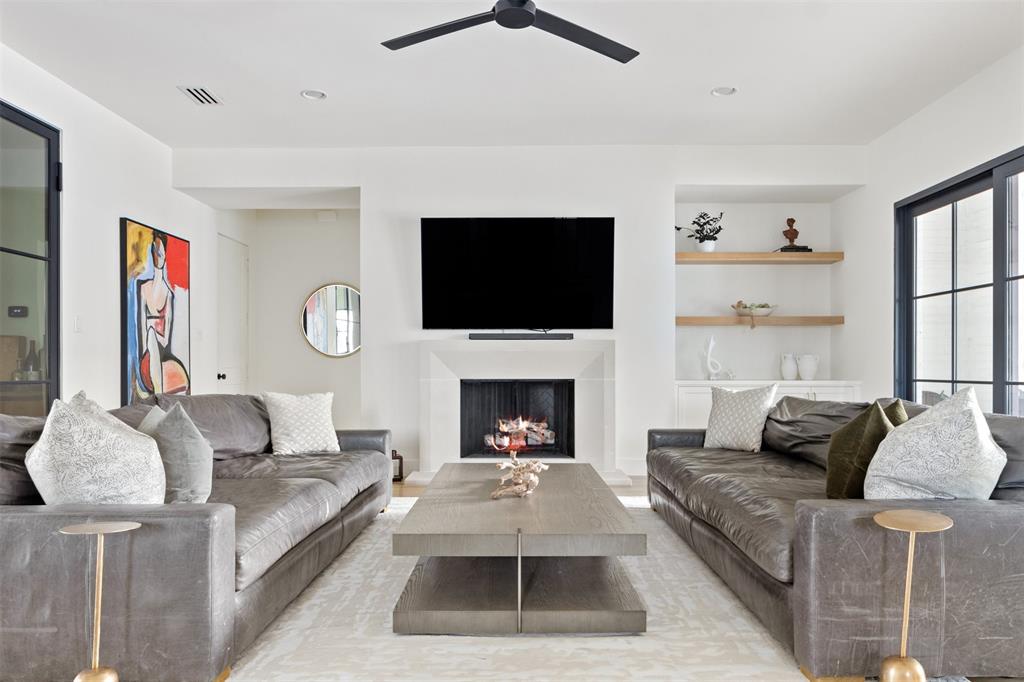 Midway Hills 03 - Residential