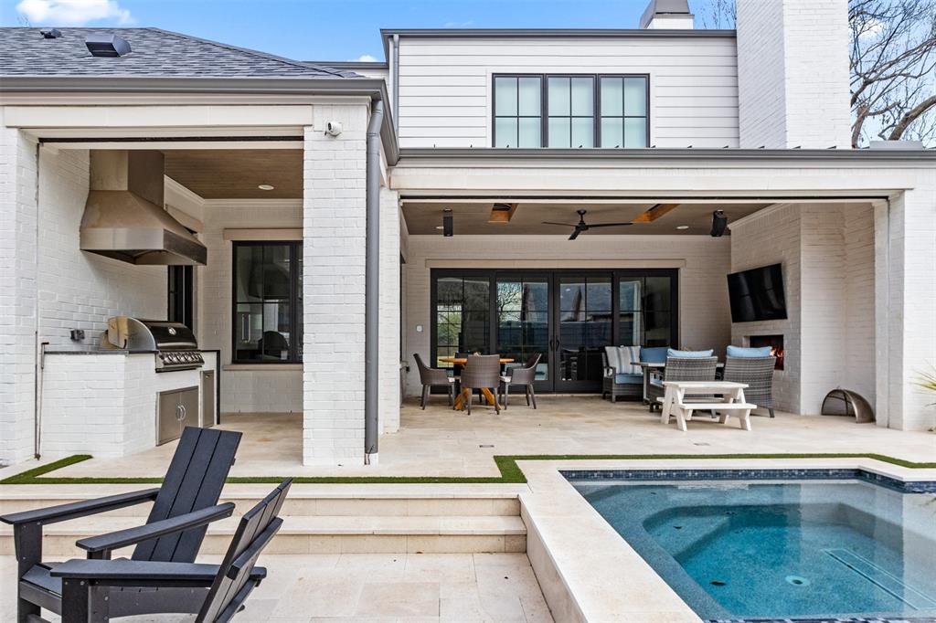 Midway Hills 03 - Residential