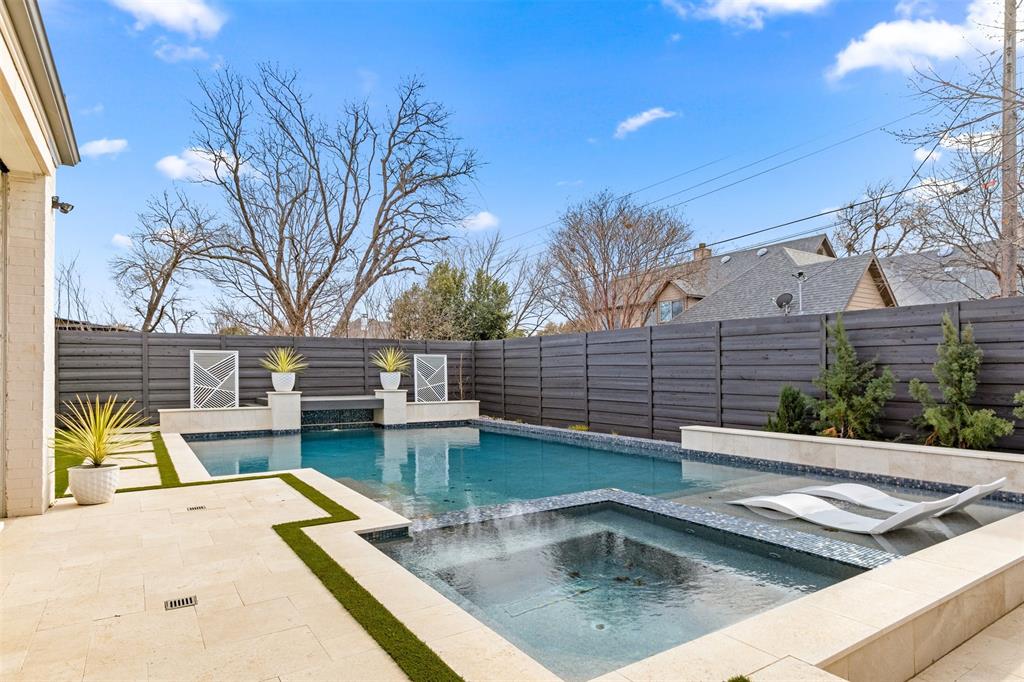 Midway Hills 03 - Residential