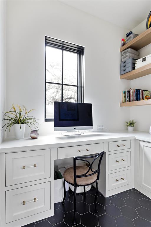 Midway Hills 03 - Residential