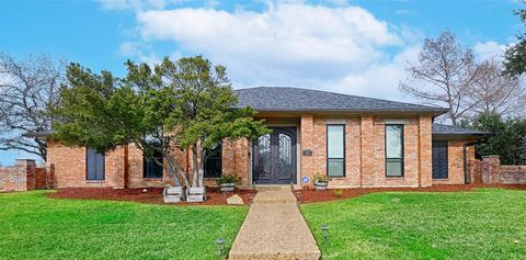 2713 Wagonwheel Circle Carrollton TX 75006