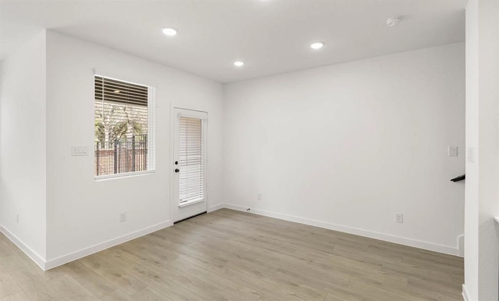 Sereno Oaks at Buckner Terrace - Residential