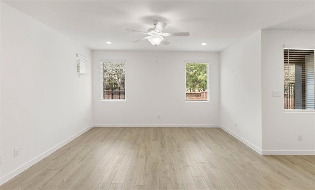 Sereno Oaks at Buckner Terrace - Residential