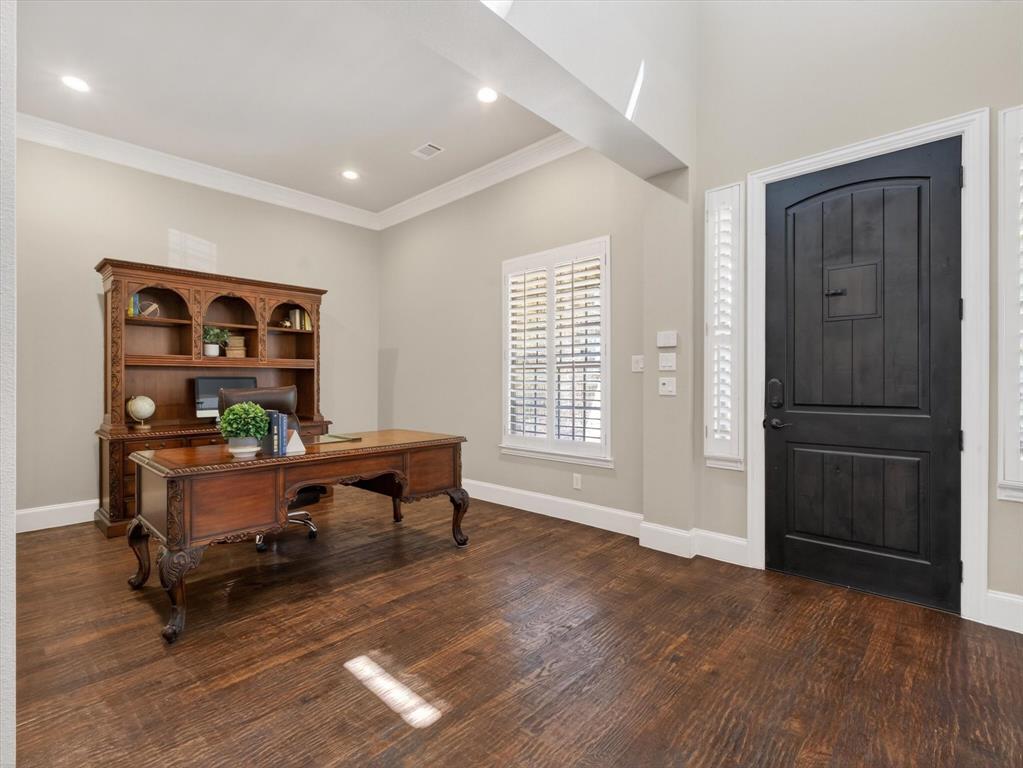 6355 Kiest Forest Drive