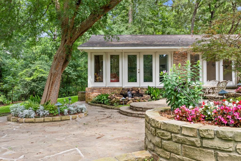 A100578-A0578 P Lively - Residential