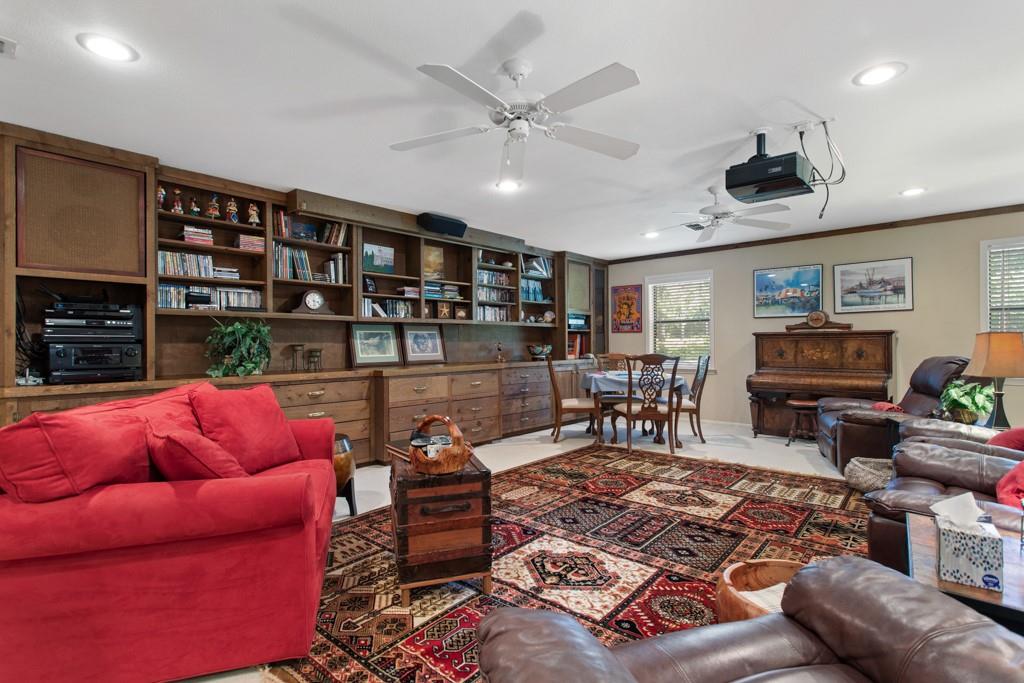 A100578-A0578 P Lively - Residential