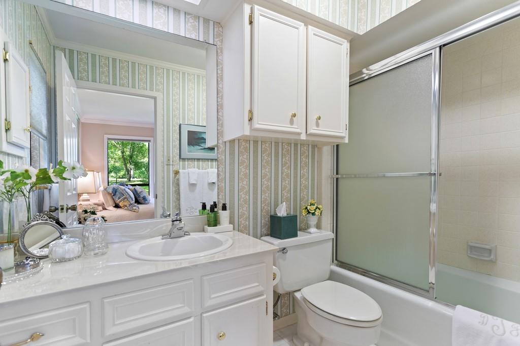 A100578-A0578 P Lively - Residential