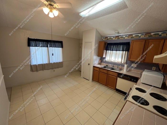 Schreiber Estates - Residential Lease