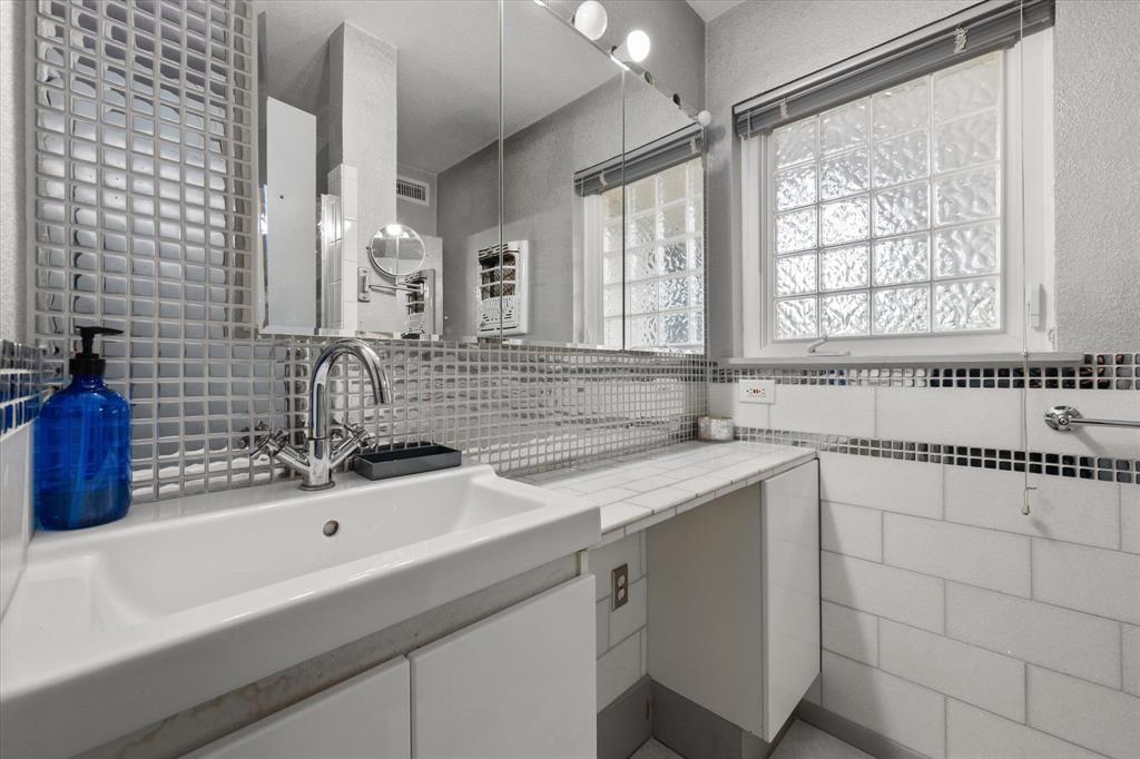 Arlington Gardens Add - Residential
