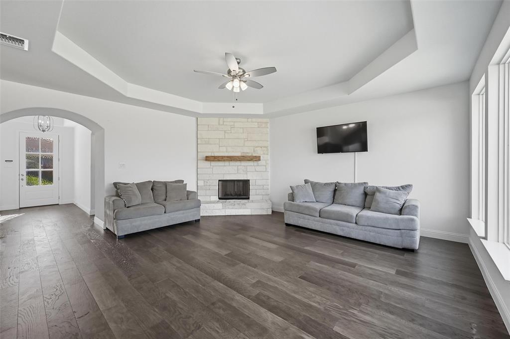 3817 Amber Road