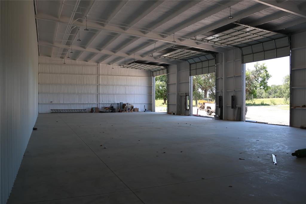 na - Commercial Lease