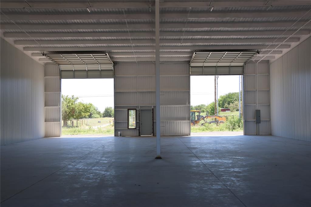 na - Commercial Lease