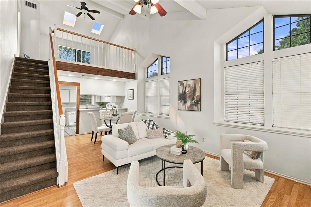 6404 Woods Edge Drive