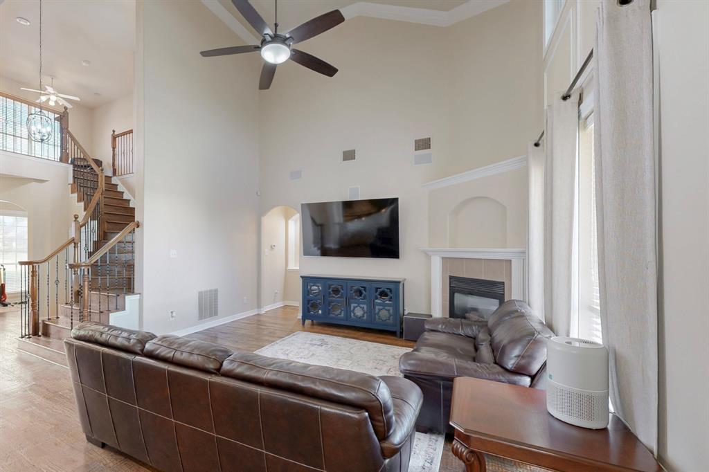 1312 Leisure Lane