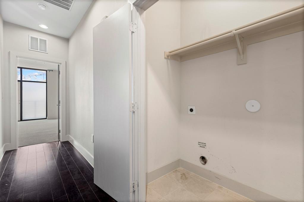 Fortyone40 Newton Twnhms - Residential