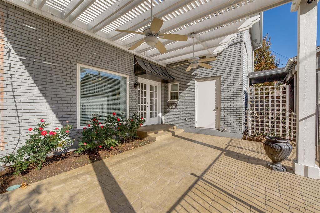 Granada Place - Residential