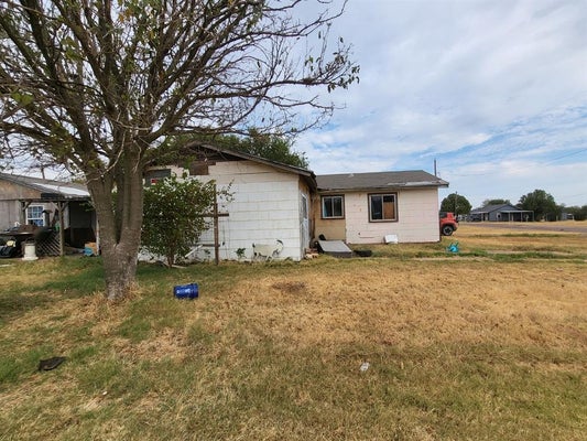 501 E LINCOLN AVE, ELECTRA, TX 76360 - Image badf8a737ade4c8e73bde3bee794bd8d/1252685768