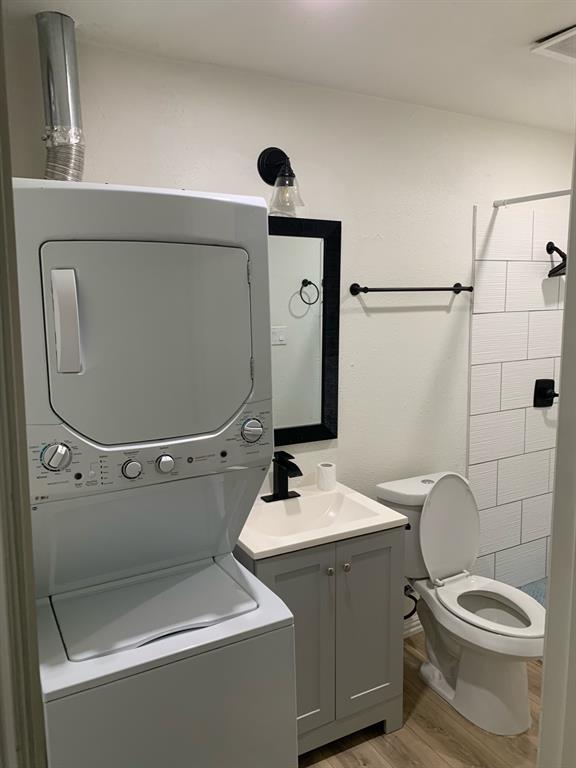 Edwards Ennis-Rev - Residential Income