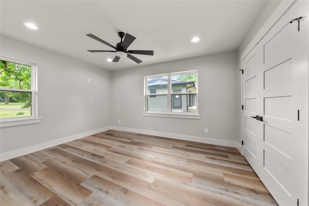 Laguna Park - Residential