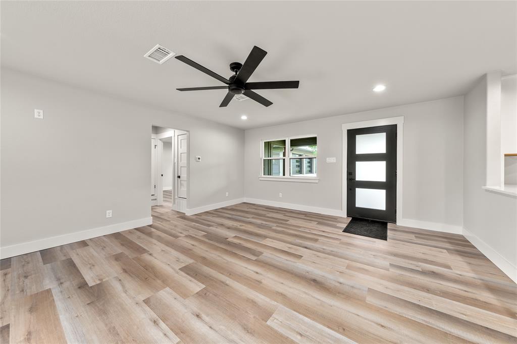 Laguna Park - Residential