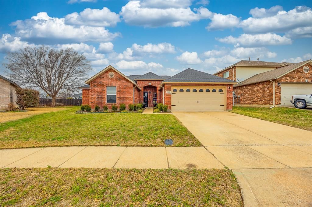Photo of 5260 Dillon Circle, Haltom City, TX 76137 (MLS # 21187121)