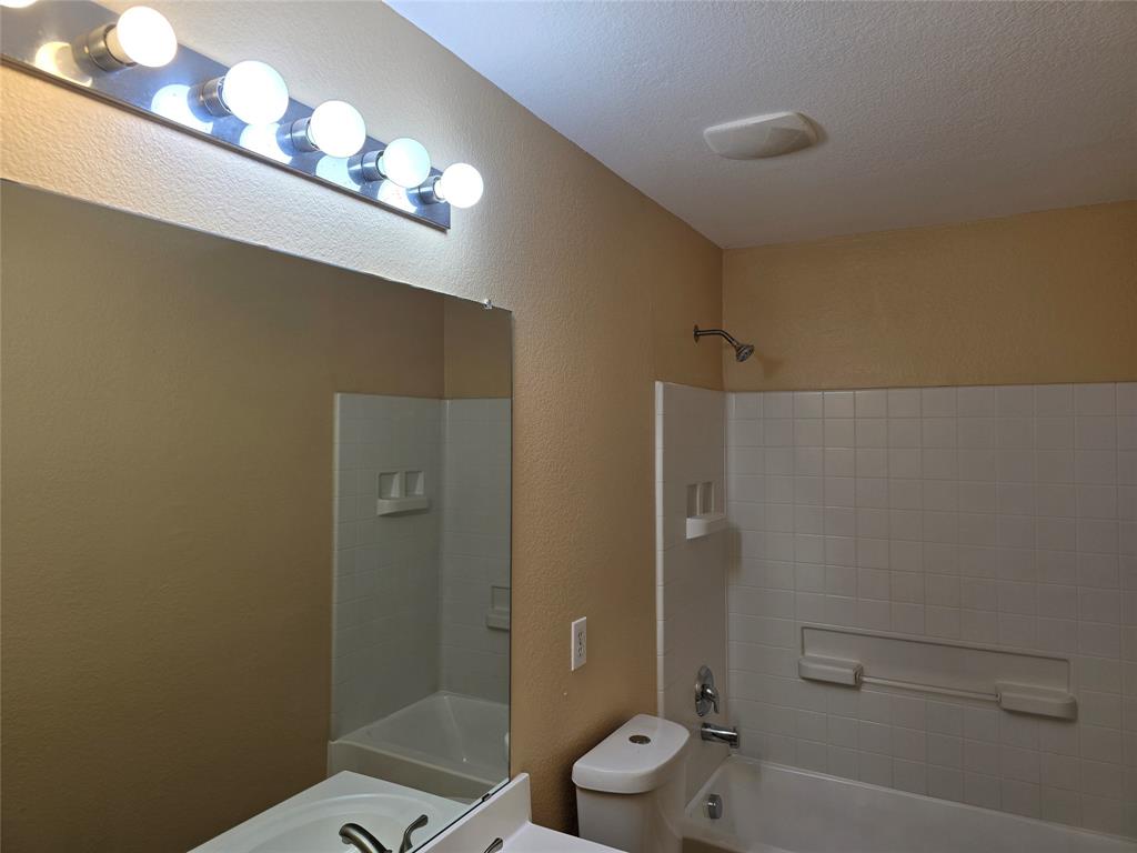 224 Bluefinch Drive