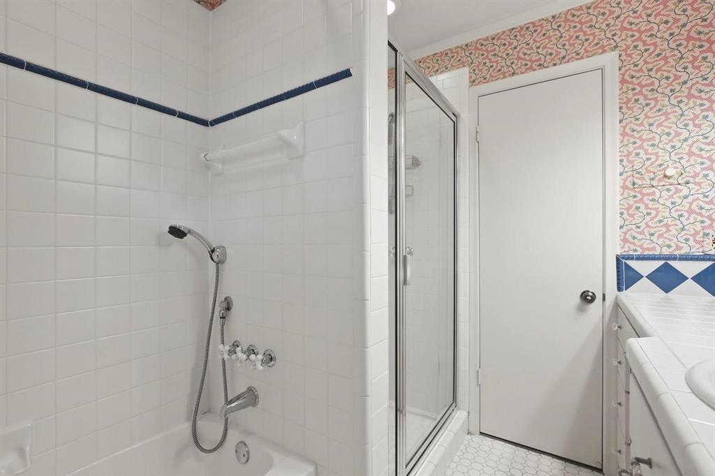 Caruth Terrace - Residential Lease