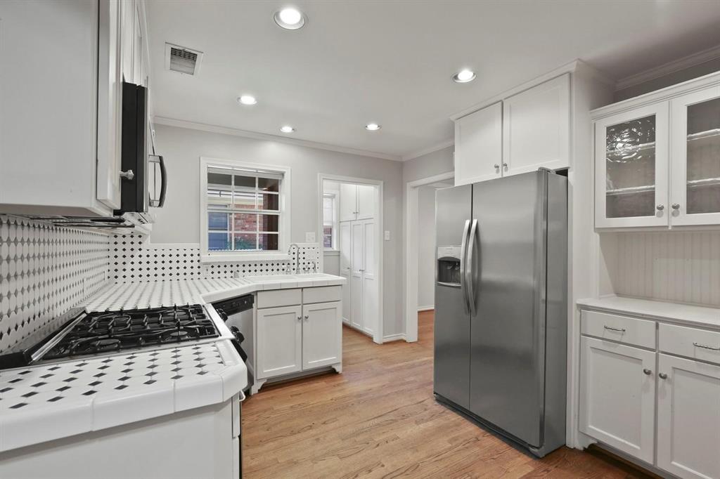 Caruth Terrace - Residential Lease