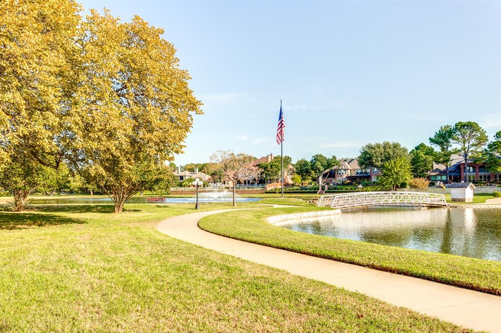 Woodland Hills Colleyville - Residential