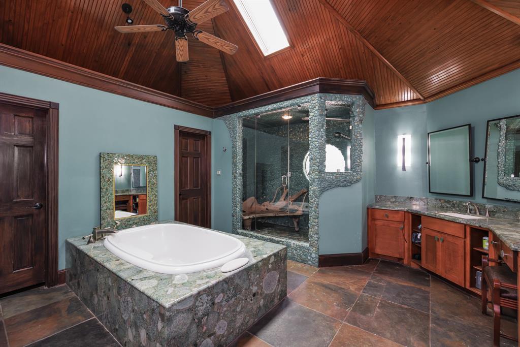 Woodland Hills Colleyville - Residential