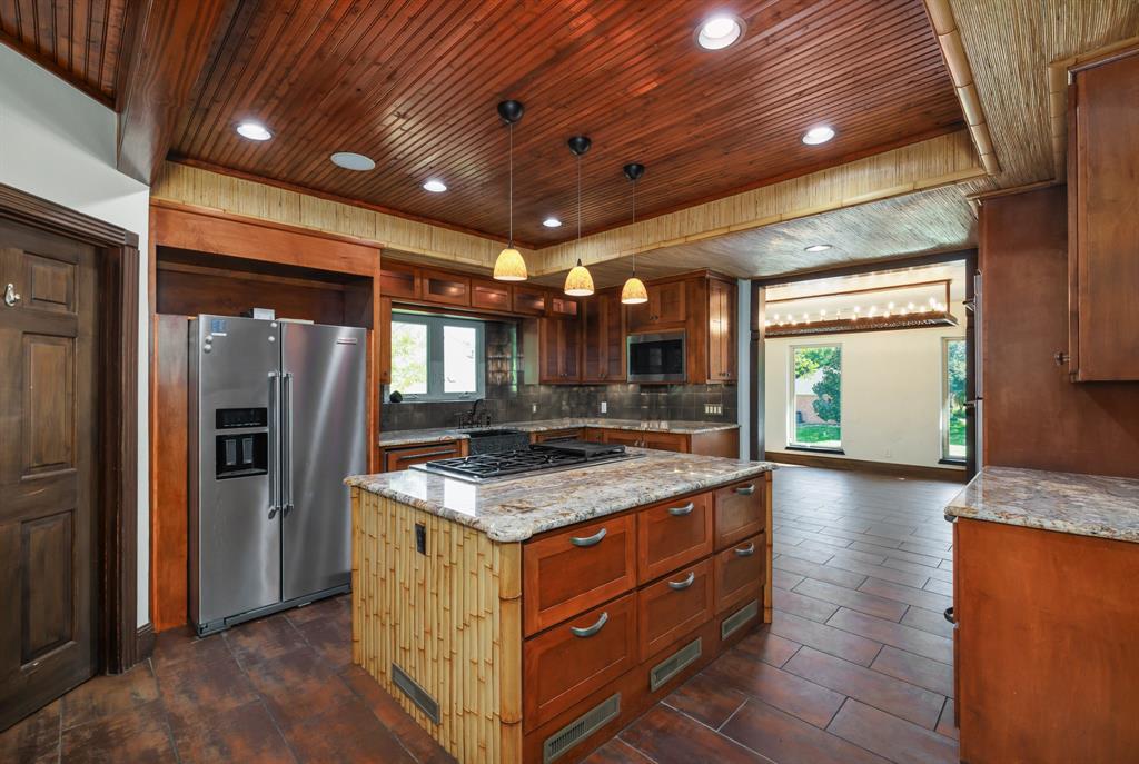 Woodland Hills Colleyville - Residential