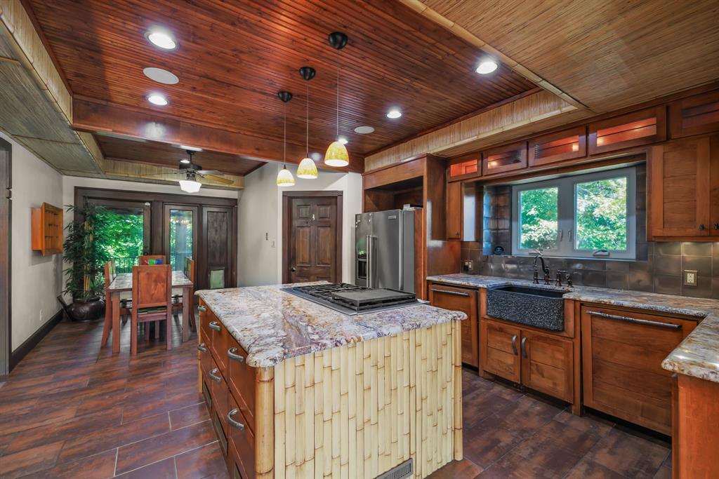 Woodland Hills Colleyville - Residential