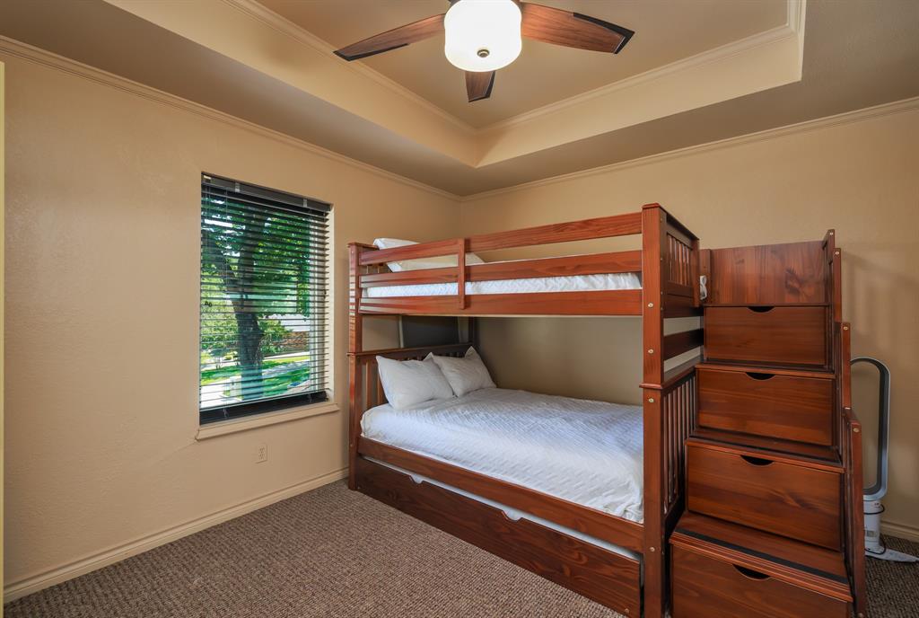 Woodland Hills Colleyville - Residential