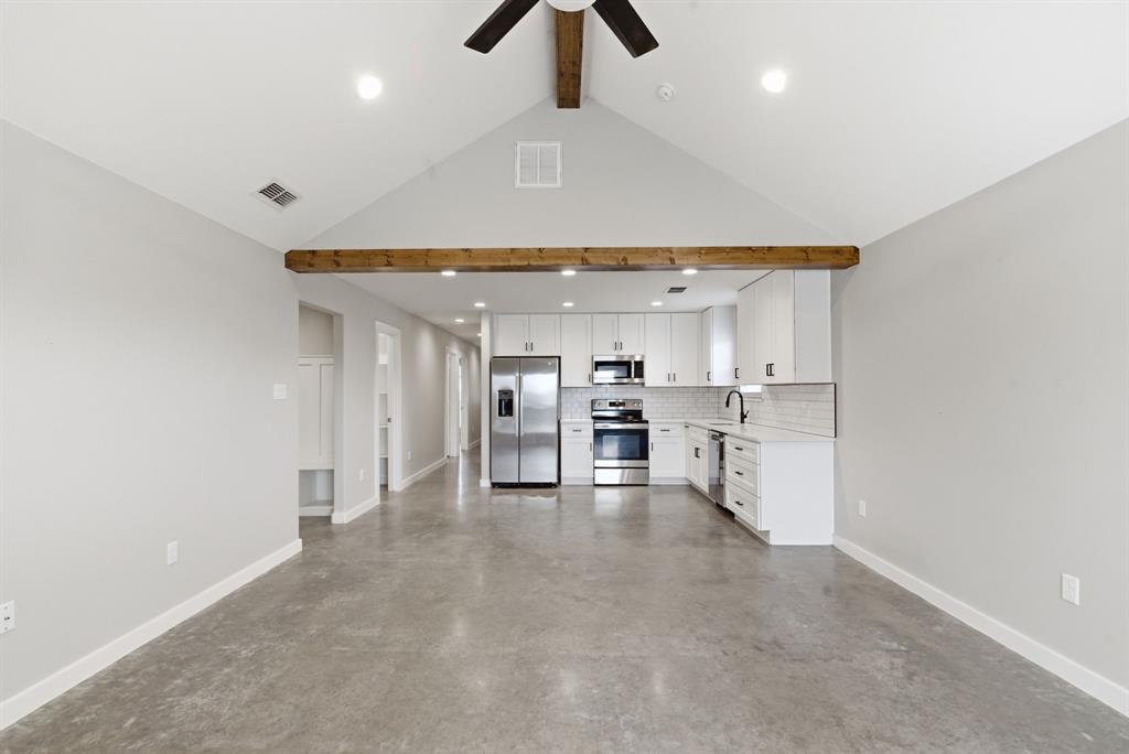 2314 Creekview Drive