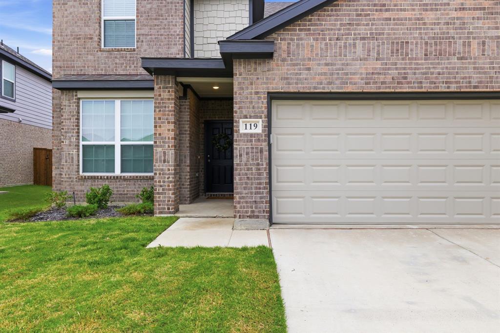 119 Lost Oak Drive
