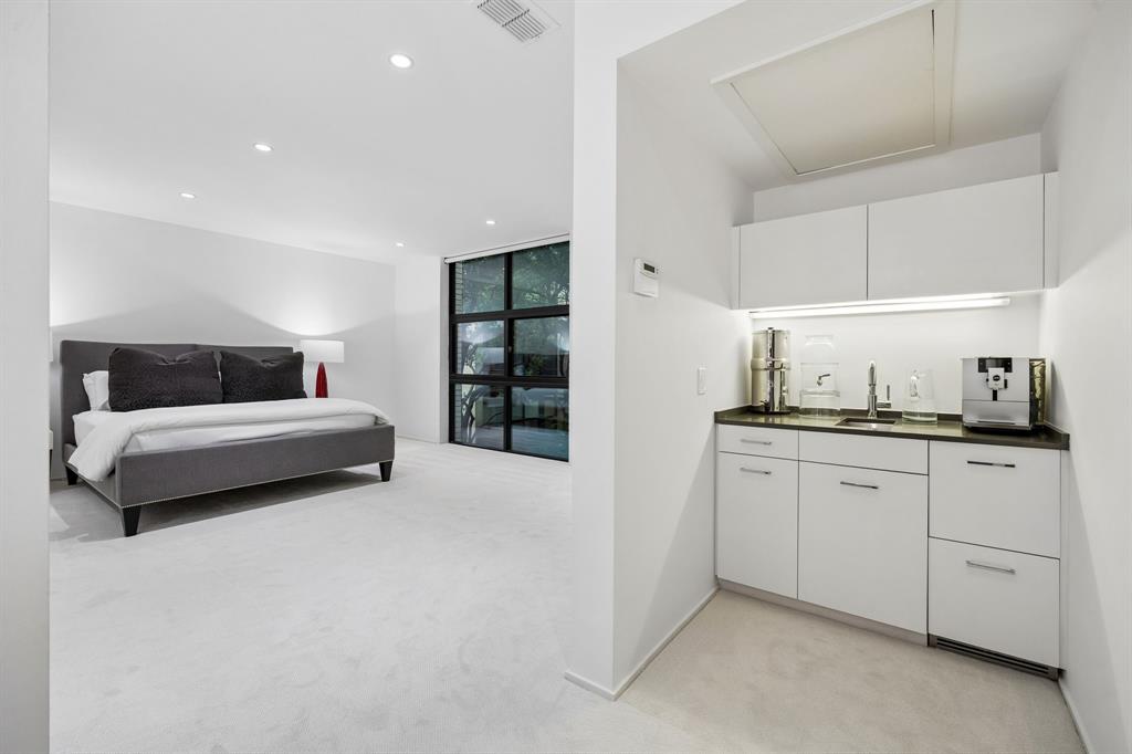 F R Wilsons North Dallas - Residential